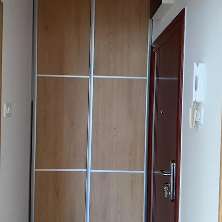 Apartman Mona *